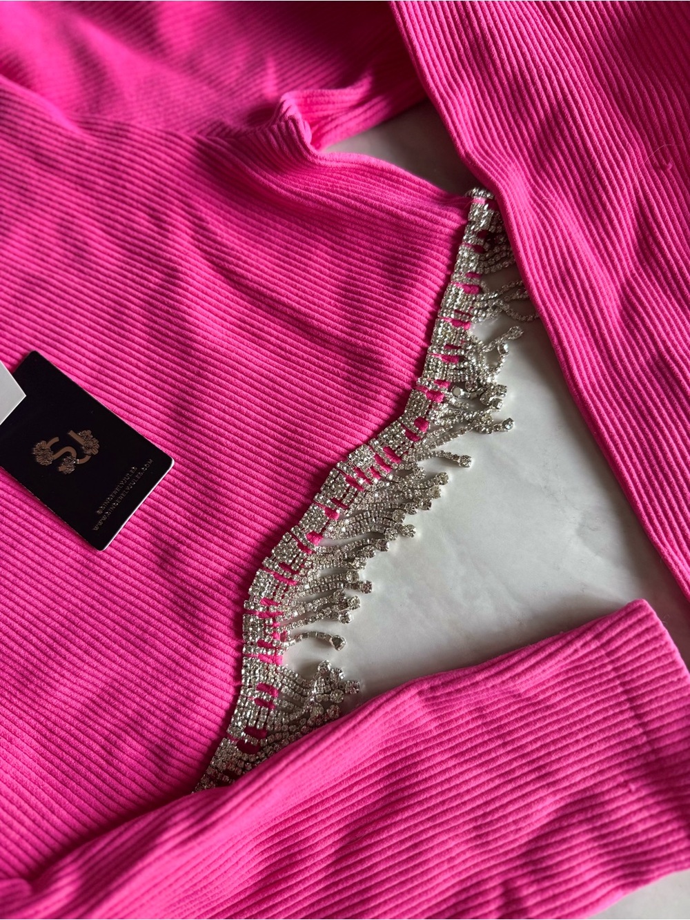 NWT Sincerly Jules Pink Ribbed Cropped Long-Sleeve Top with Beaded Trim medium - Picture 3 of 4
